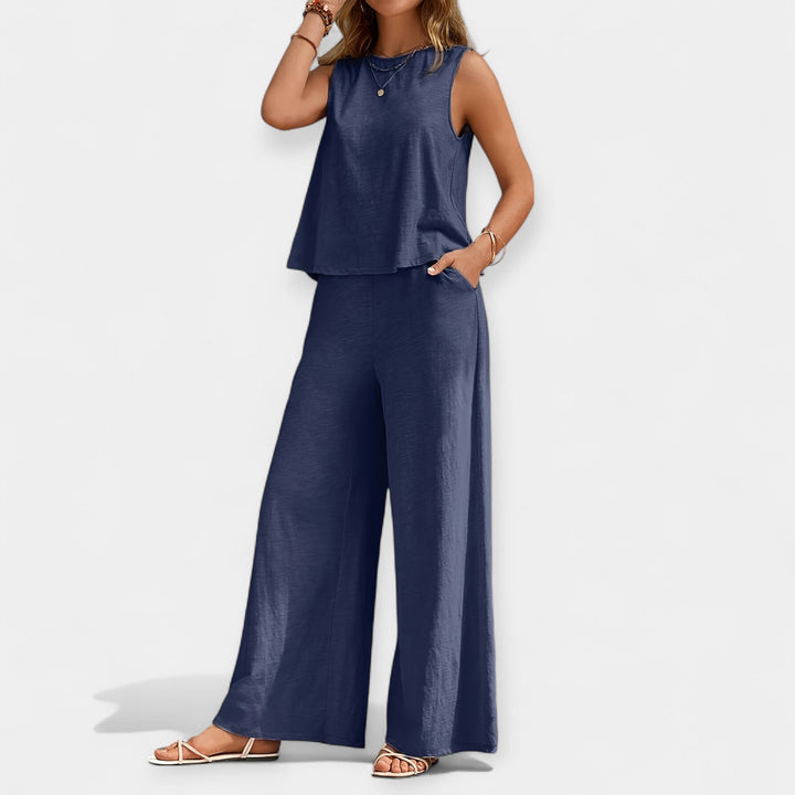 Monochrome Sleeveless Set