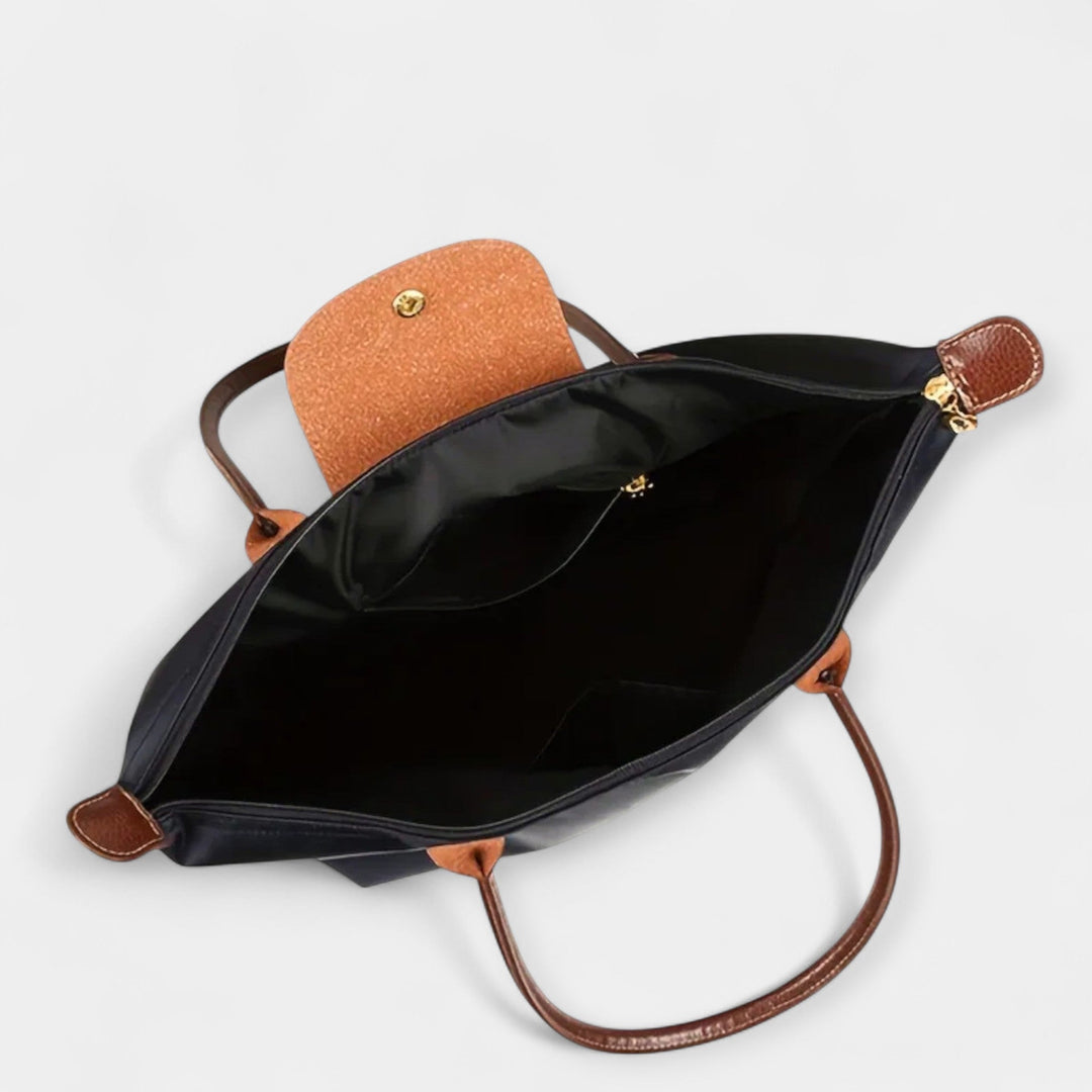 Classic Shoulder Bag