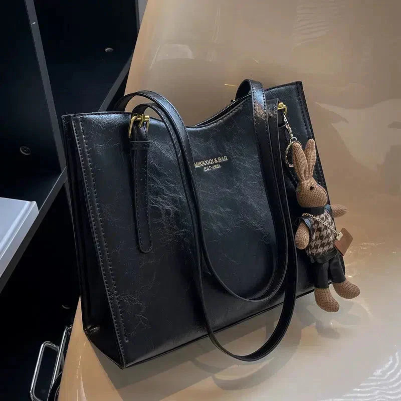 Elegant Shoulder Bag