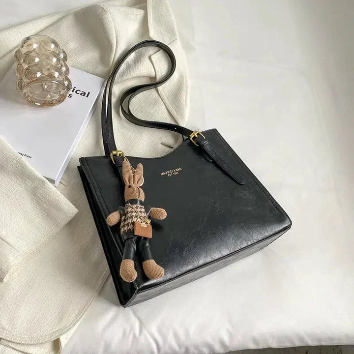 Elegant Shoulder Bag
