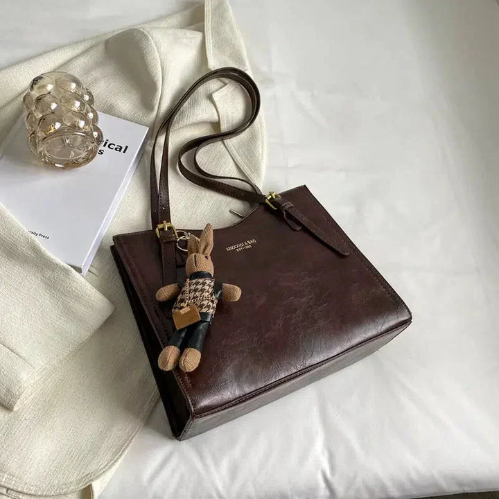 Elegant Shoulder Bag