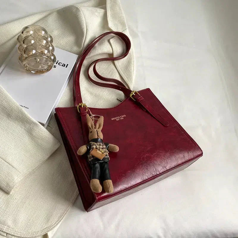 Elegant Shoulder Bag