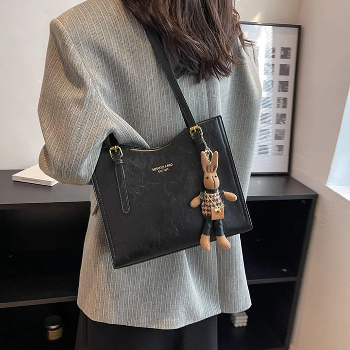 Elegant Shoulder Bag