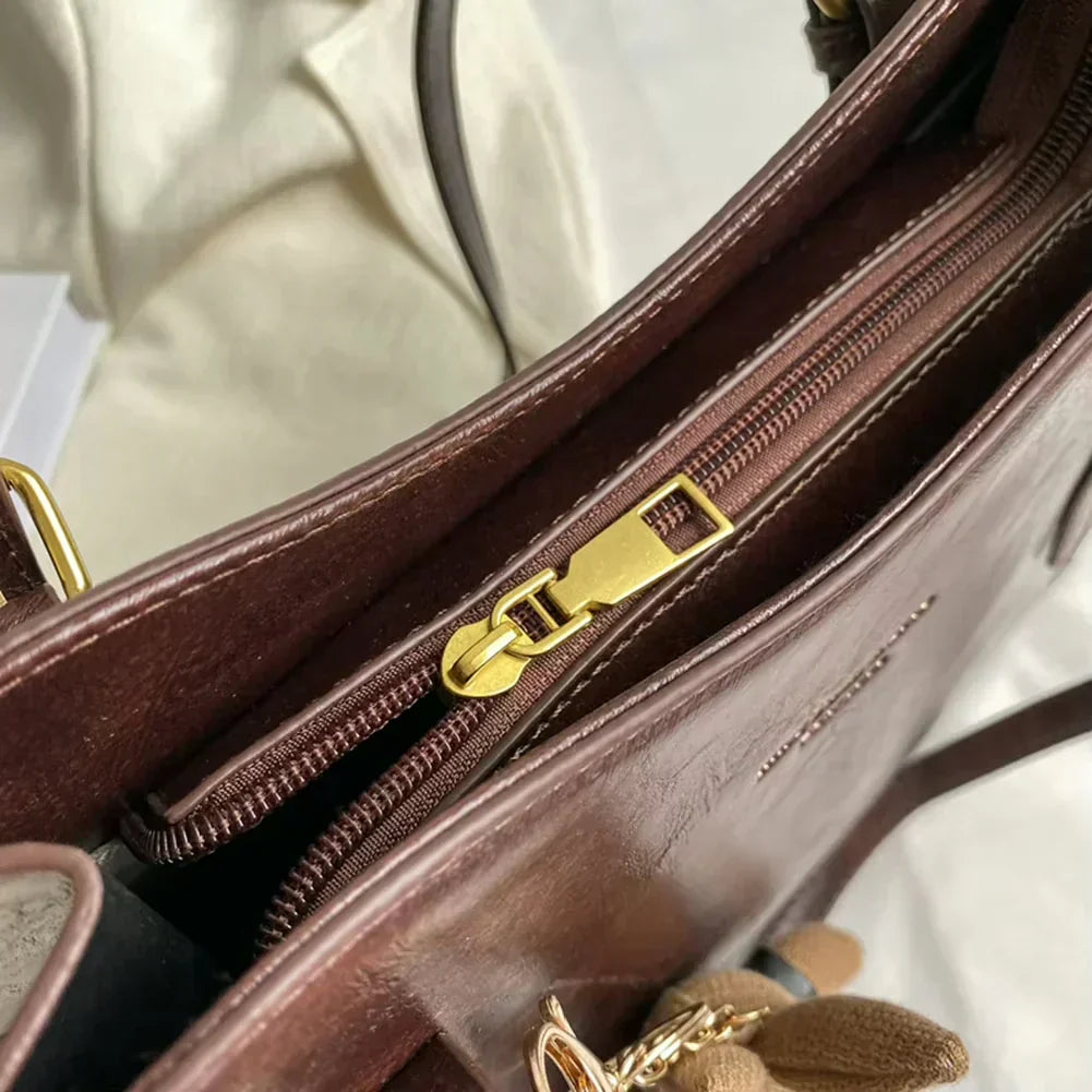 Elegant Shoulder Bag