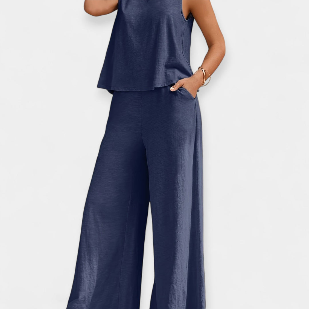 Monochrome Sleeveless Set